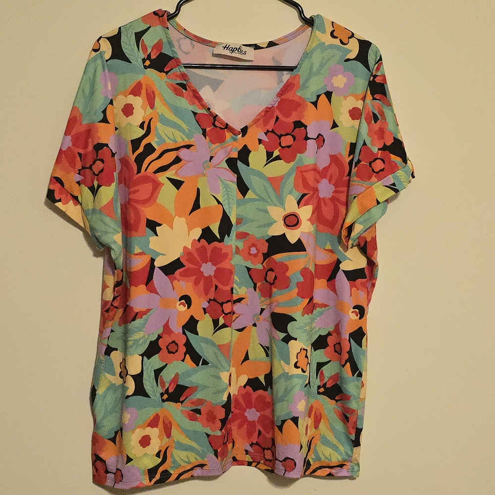 Haptics Colorful Floral Short Sleeve Top
